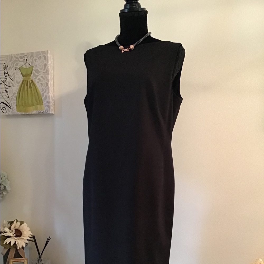Liz Claiborne Classic Sheath Dress